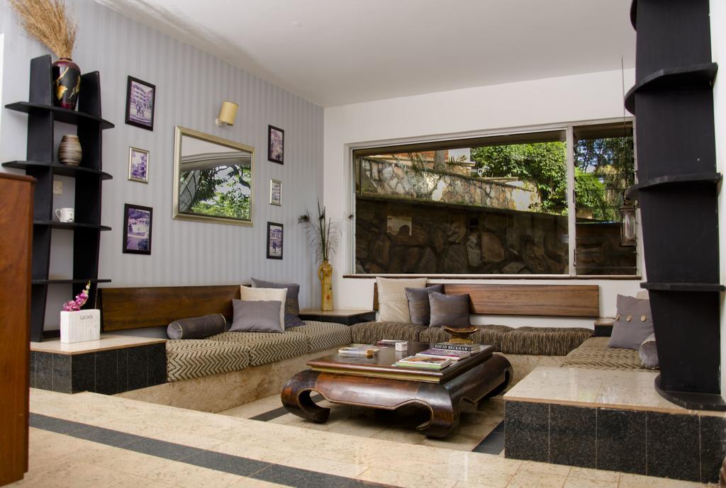 Golf Course Apartments カンパラ エクステリア 写真